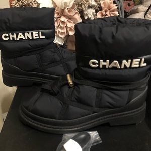 CHANEL 2019-20FW authentic Winter Boots